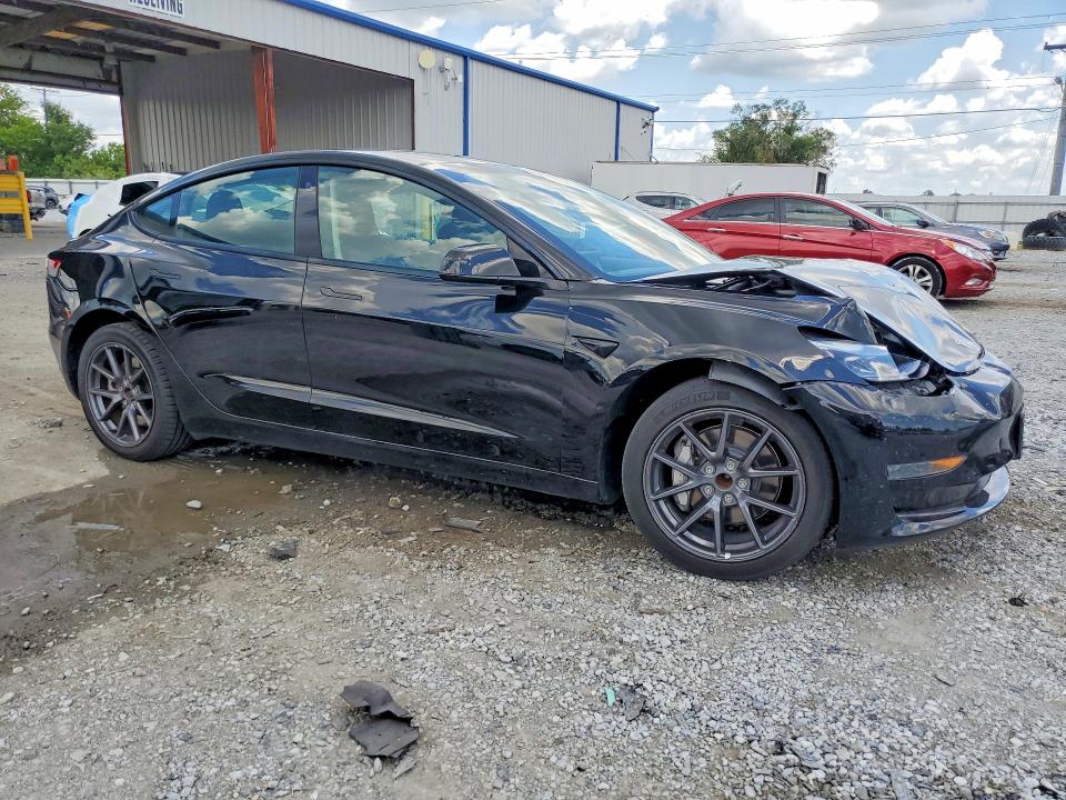 Продажа на аукционе авто 2023 Tesla Model 3, vin: 5YJ3E1EAXPF452832, номер лота: 85636125