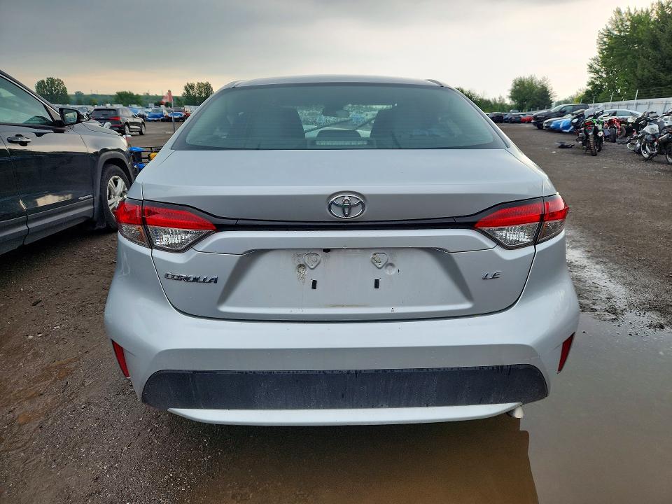 60815206 :رقم المزاد ، 5YFBPMBE8NP340658 vin ، 2022 Toyota Corolla مزاد بيع