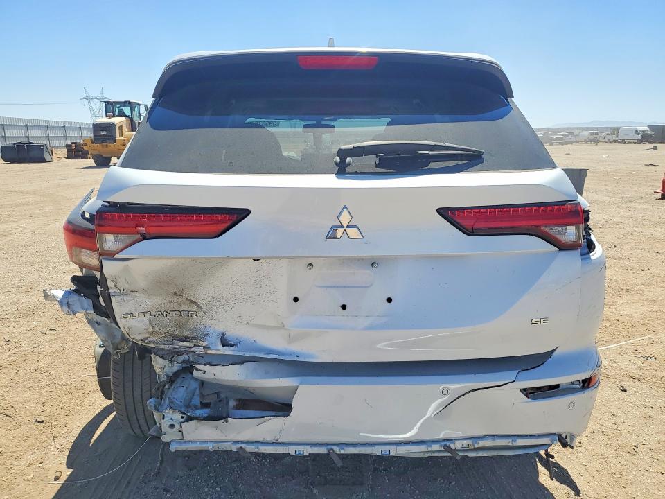 2024 Mitsubishi Outlander მანქანა იყიდება აუქციონზე, vin: JA4J3VA85RZ080878, აუქციონის ნომერი: 59537566