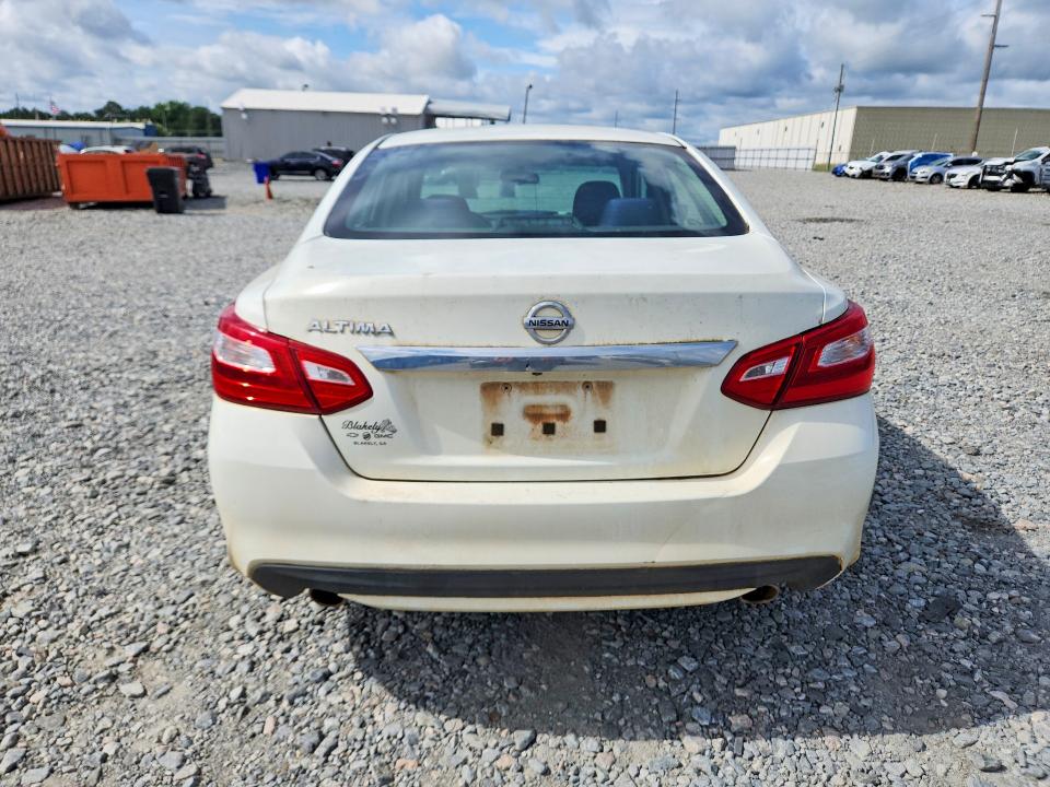 2017 Nissan Altima მანქანა იყიდება აუქციონზე, vin: 1N4AL3AP0HC119823, აუქციონის ნომერი: 60697336