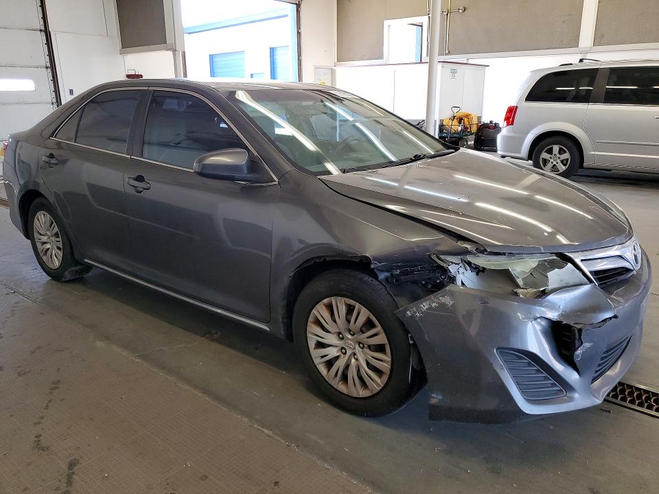 59728386 :رقم المزاد ، 4T4BF1FK4CR269607 vin ، 2012 Toyota Camry مزاد بيع