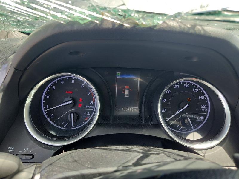 60362676 :رقم المزاد ، 4T1B11HK4JU597631 vin ، 2018 Toyota Camry مزاد بيع