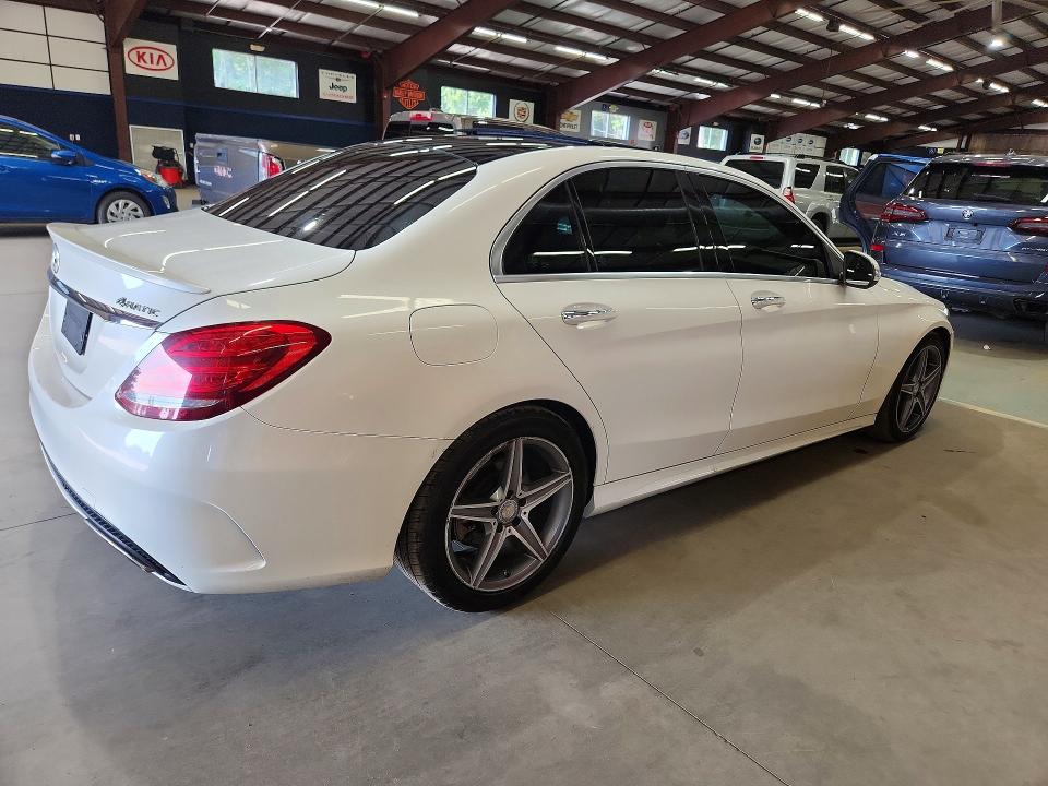 2015 Mercedes-benz C მანქანა იყიდება აუქციონზე, vin: 55SWF4KB5FU084839, აუქციონის ნომერი: 62983696