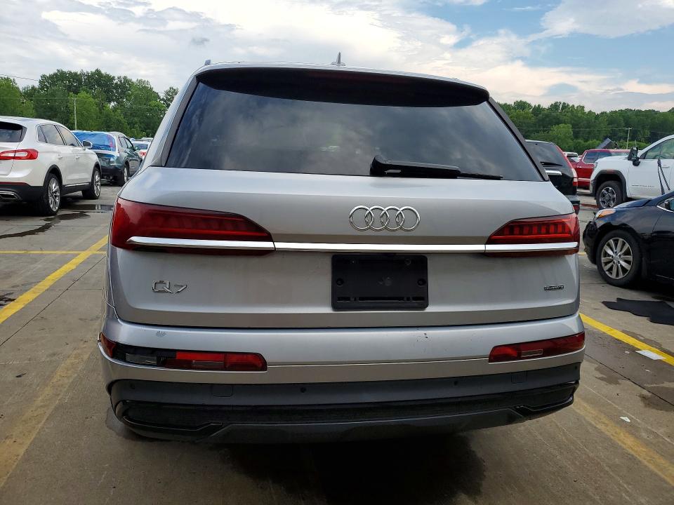 Продажа на аукционе авто 2021 Audi Q7, vin: WA1LXAF79MD027371, номер лота: 59738046