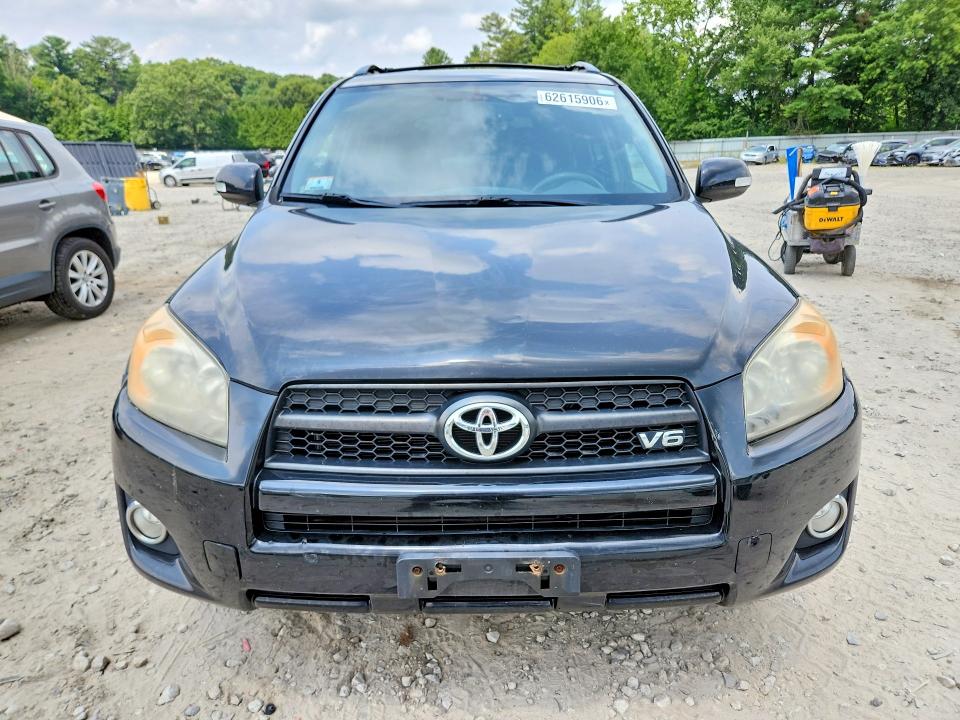 62615906 :رقم المزاد ، JTMRK4DV0B5106131 vin ، 2011 Toyota Rav4 مزاد بيع