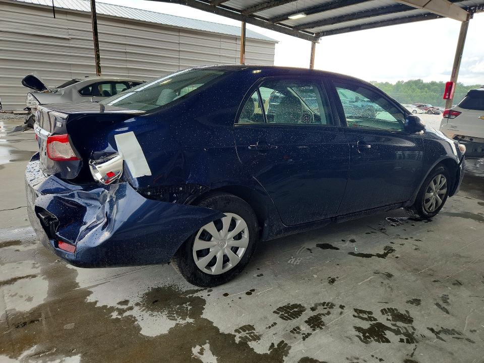 60677386 :رقم المزاد ، 2T1BU4EEXBC687490 vin ، 2011 Toyota Corolla مزاد بيع