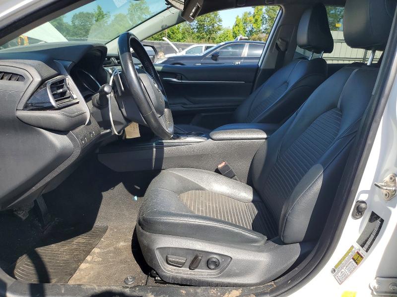 61786416 :رقم المزاد ، 4T1B11HK7KU832881 vin ، 2019 Toyota Camry مزاد بيع