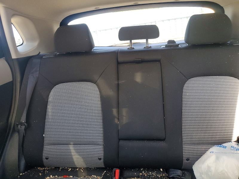 60238416 :رقم المزاد ، KM8K2CAA1KU391114 vin ، 2019 Hyundai Kona مزاد بيع