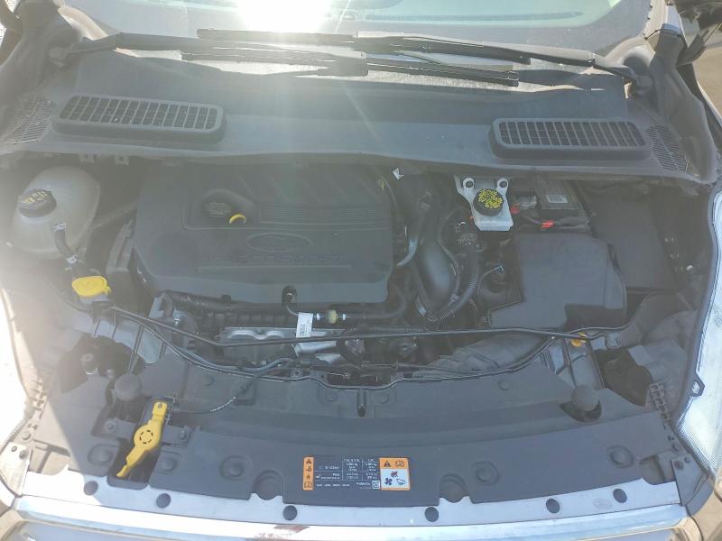 61584066 :رقم المزاد ، 1FMCU0GD2JUA81051 vin ، 2018 Ford Escape مزاد بيع