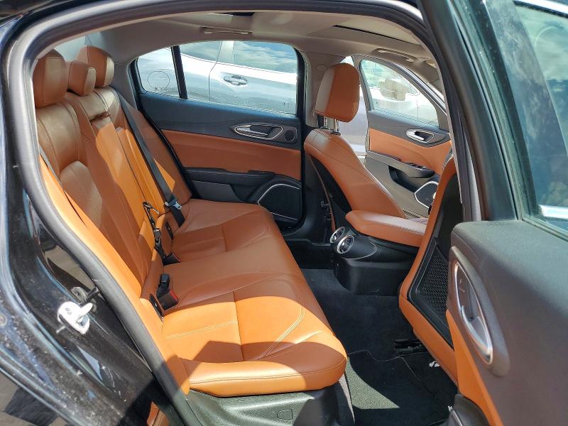 60219456 :رقم المزاد ، ZARFANBN7M7640352 vin ، 2021 Alfa Romeo Giulia مزاد بيع