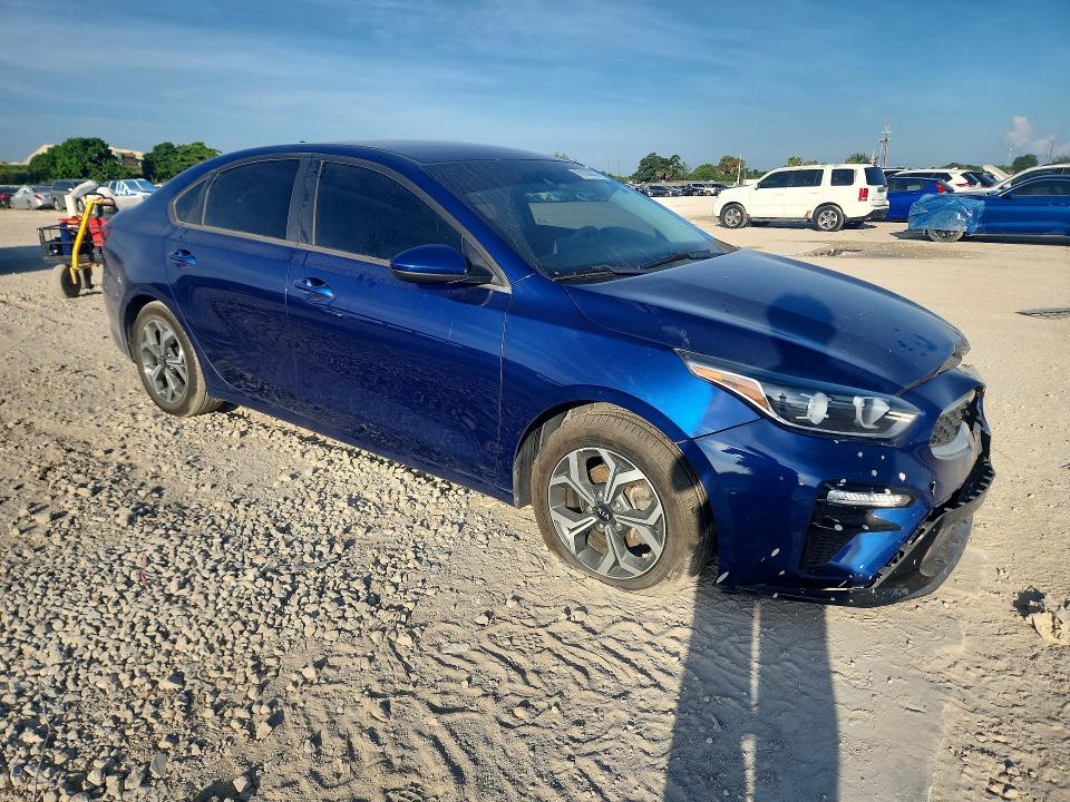 Продажа на аукционе авто 2021 Kia Forte, vin: 3KPF24AD5ME324393, номер лота: 95586685