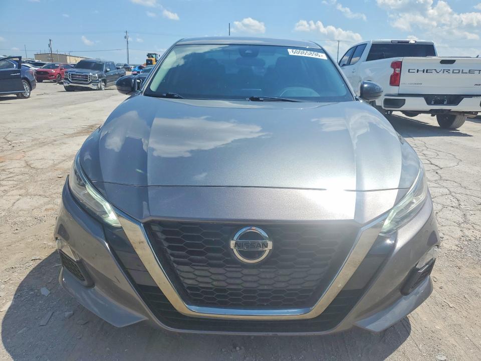 60065896 :رقم المزاد ، 1N4BL4CV8NN305258 vin ، 2022 Nissan Altima مزاد بيع
