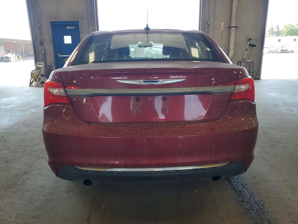 Продаж на аукціоні авто 2011 Chrysler 200, vin: 1C3BC2FG3BN581777, номер лоту: 61433656