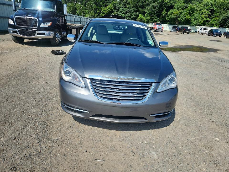 2012 Chrysler 200 მანქანა იყიდება აუქციონზე, vin: 1C3CCBCB9CN263872, აუქციონის ნომერი: 60261146