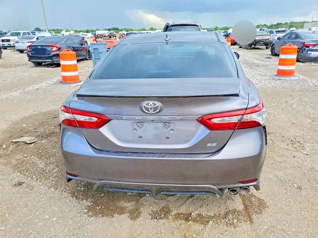 59659426 :رقم المزاد ، 4T1B11HK7KU745000 vin ، 2019 Toyota Camry مزاد بيع