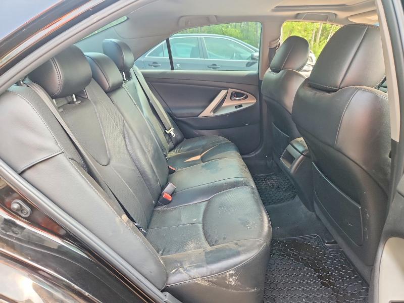 60827266 :رقم المزاد ، 4T1BK3EK0AU115525 vin ، 2010 Toyota Camry مزاد بيع