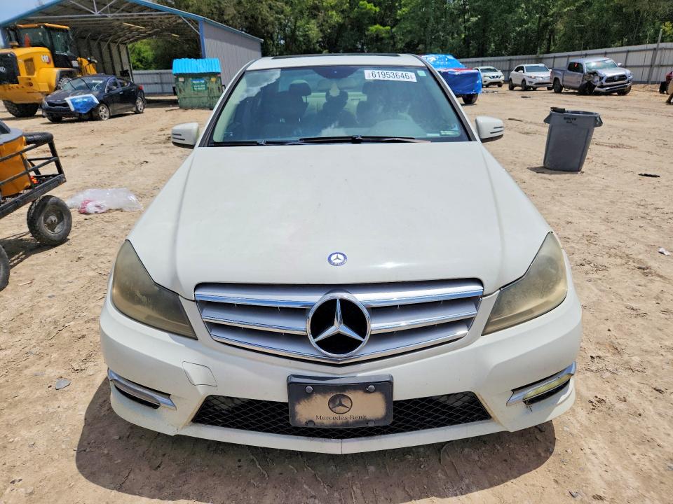 Продаж на аукціоні авто 2012 Mercedes-benz C, vin: WDDGF8BB6CR206102, номер лоту: 61953646