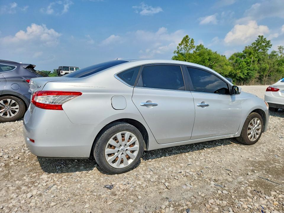 Aukcja sprzedaży 2015 Nissan Sentra, vin: 3N1AB7AP8FL641611, numer aukcji: 61882616