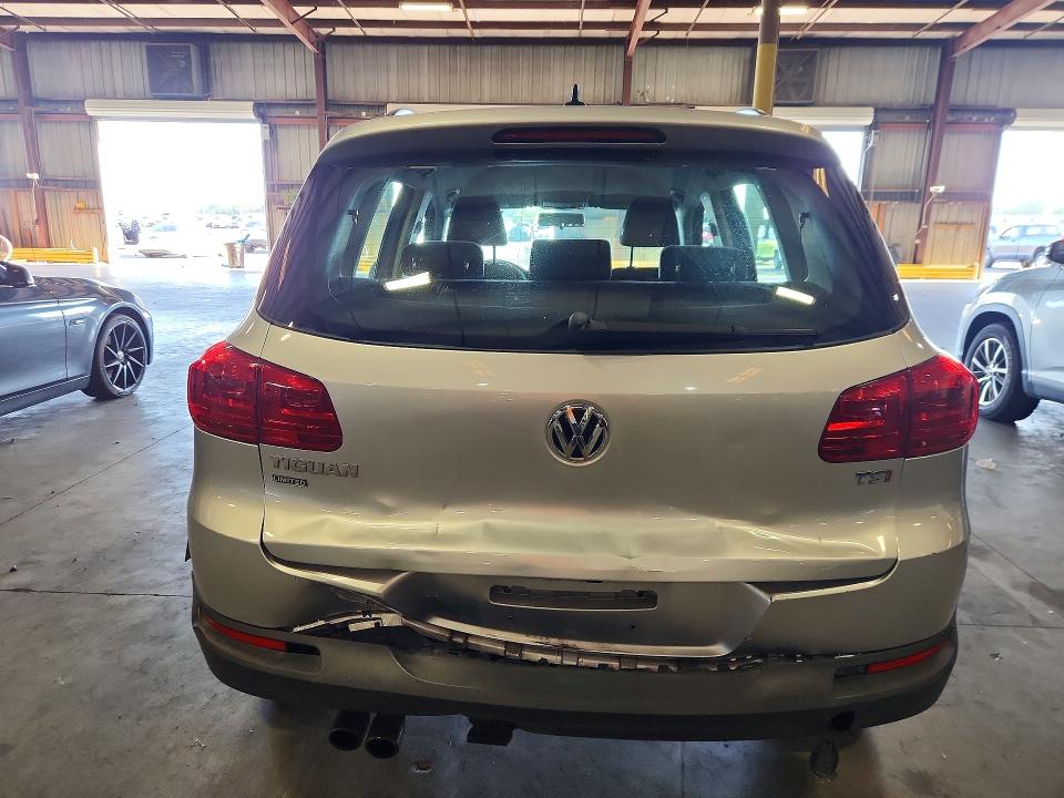 Aukcja sprzedaży 2018 Volkswagen Tiguan Limited, vin: WVGAV7AX3JK001395, numer aukcji: 61302156