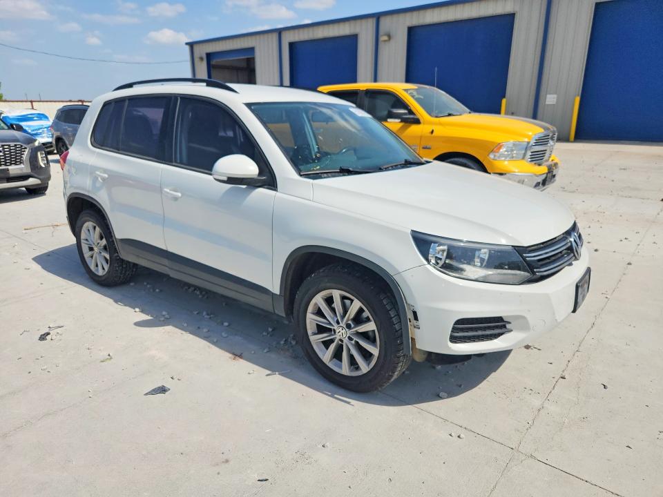 Продаж на аукціоні авто 2017 Volkswagen Tiguan, vin: WVGBV7AX1HK054840, номер лоту: 61886796