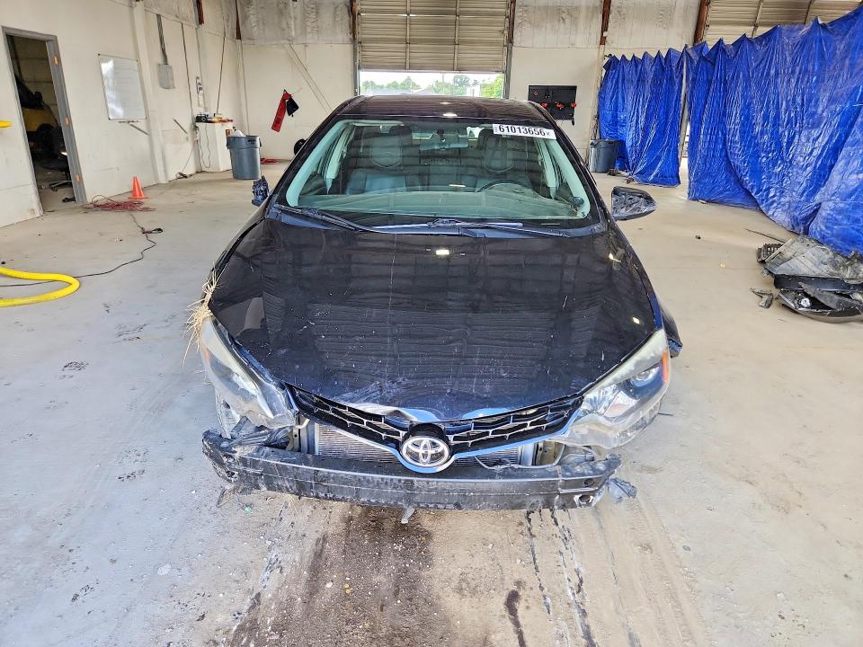 61013656 :رقم المزاد ، 5YFBURHE2GP520959 vin ، 2016 Toyota Corolla مزاد بيع