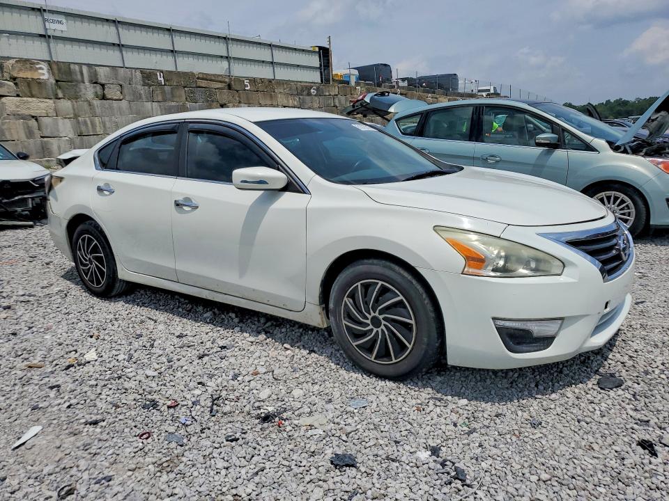 61875516 :رقم المزاد ، 1N4AL3AP0FN387658 vin ، 2015 Nissan Altima مزاد بيع