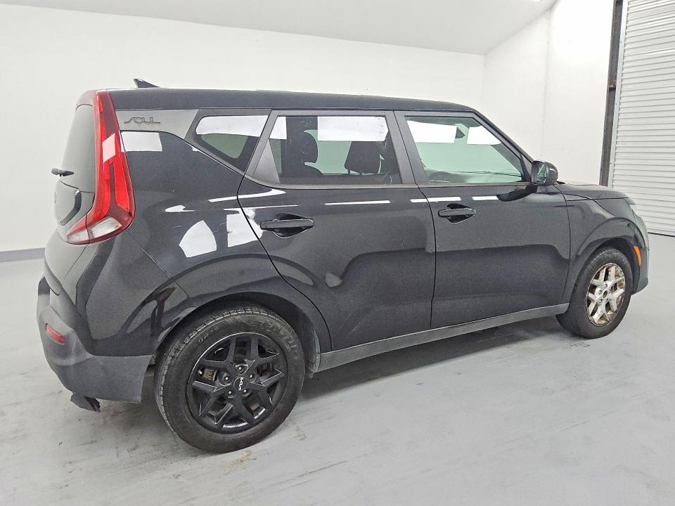 Продаж на аукціоні авто 2022 Kia Soul, vin: KNDJ23AU5N7177823, номер лоту: 60582416