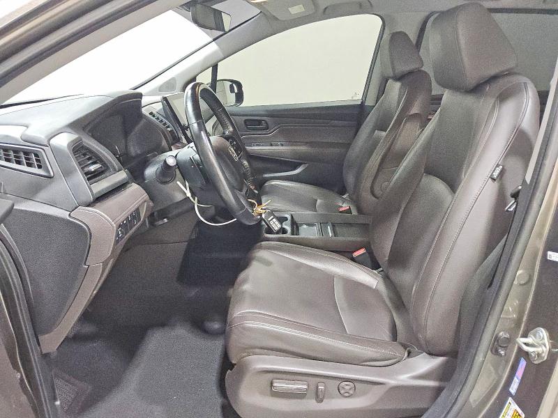 Продаж на аукціоні авто 2018 Honda Odyssey, vin: 5FNRL6H7XJB069901, номер лоту: 61132076
