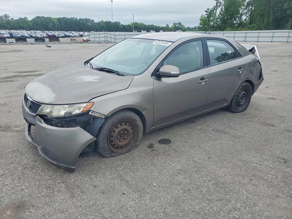 2010 Kia Forte მანქანა იყიდება აუქციონზე, vin: KNAFU4A28A5173577, აუქციონის ნომერი: 62326486