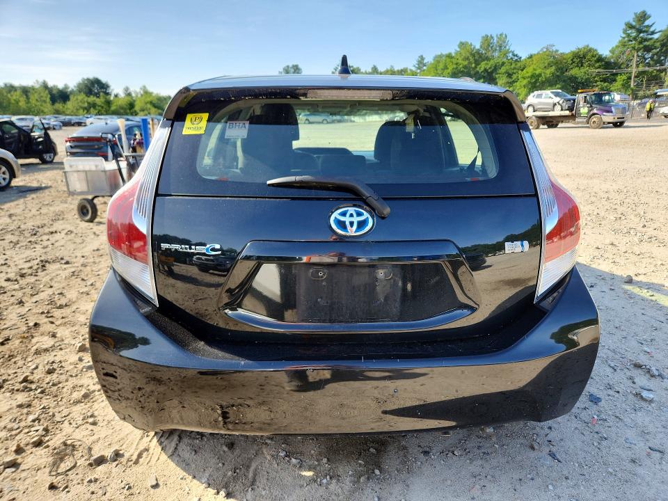 2015 Toyota Prius C მანქანა იყიდება აუქციონზე, vin: JTDKDTB35F1580614, აუქციონის ნომერი: 61338676