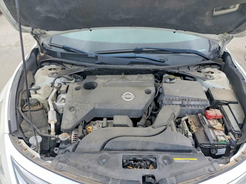 2015 Nissan Altima მანქანა იყიდება აუქციონზე, vin: 1N4AL3APXFN323241, აუქციონის ნომერი: 61980766