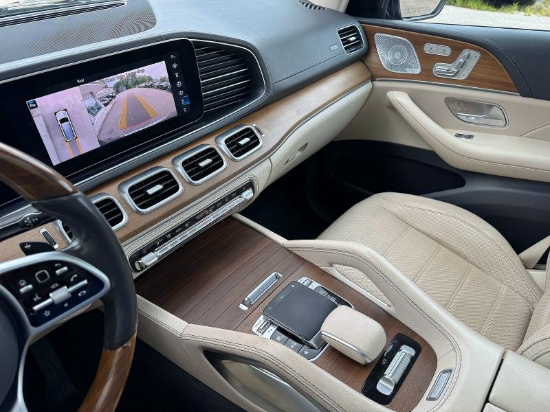63181886 :رقم المزاد ، 4JGFF5KE1LA104408 vin ، 2020 Mercedes-benz Gls مزاد بيع