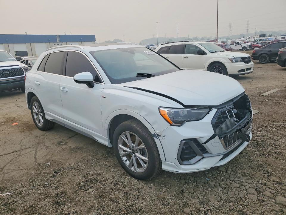 2021 Audi Q3 მანქანა იყიდება აუქციონზე, vin: WA1DECF32M1050690, აუქციონის ნომერი: 61591896