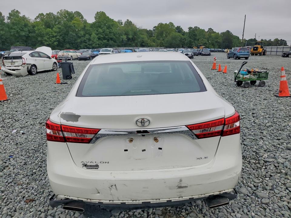 Aukcja sprzedaży 2015 Toyota Avalon, vin: 4T1BK1EB9FU143531, numer aukcji: 61836256