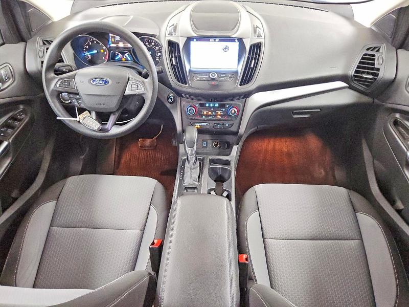 62992606 :رقم المزاد ، 1FMCU0GD5KUB31118 vin ، 2019 Ford Escape مزاد بيع