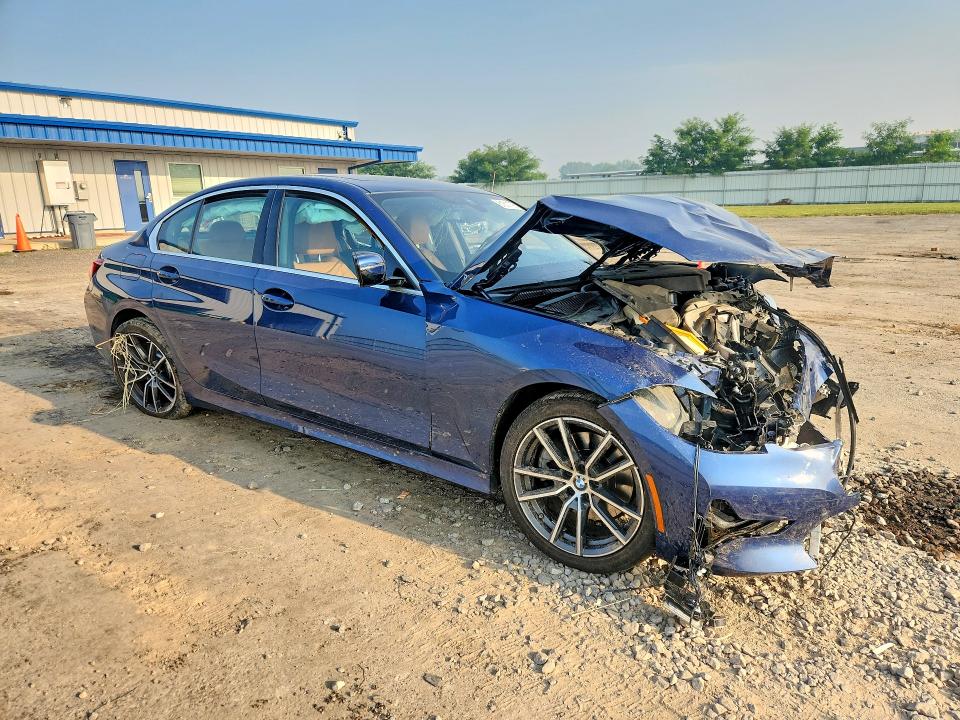 61311796 :رقم المزاد ، 3MW5R7J06M8B96036 vin ، 2021 Bmw 330xi مزاد بيع