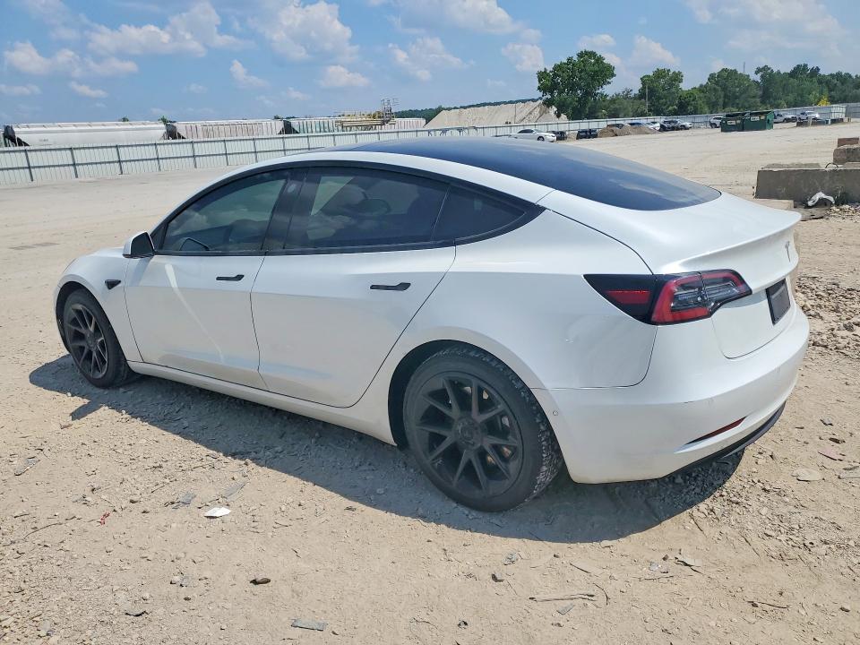61311826 :رقم المزاد ، 5YJ3E1EA1MF084679 vin ، 2021 Tesla Model 3 مزاد بيع