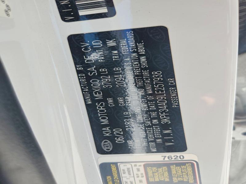 2020 Kia Forte მანქანა იყიდება აუქციონზე, vin: 3KPF34AD9LE257938, აუქციონის ნომერი: 61960236