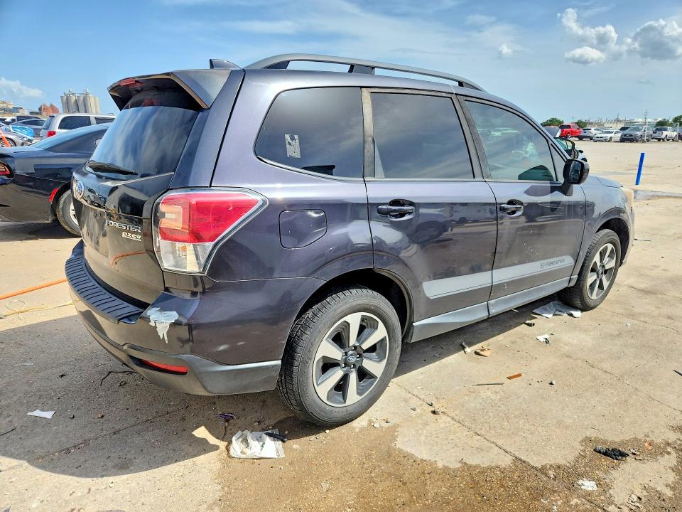 Продаж на аукціоні авто 2017 Subaru Forester, vin: JF2SJAGC1HH546915, номер лоту: 61320946