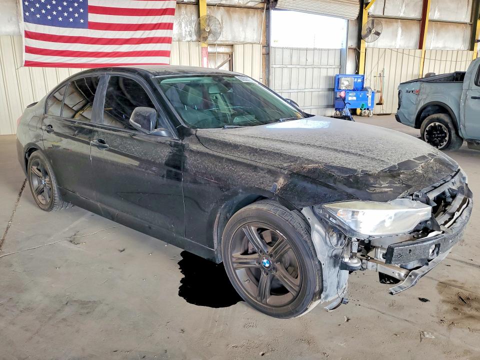 60522166 :رقم المزاد ، WBA3B1G51ENS77634 vin ، 2014 Bmw 320 مزاد بيع