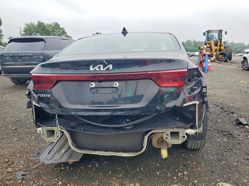 2023 Kia Forte მანქანა იყიდება აუქციონზე, vin: 3KPF24AD8PE614499, აუქციონის ნომერი: 59346086