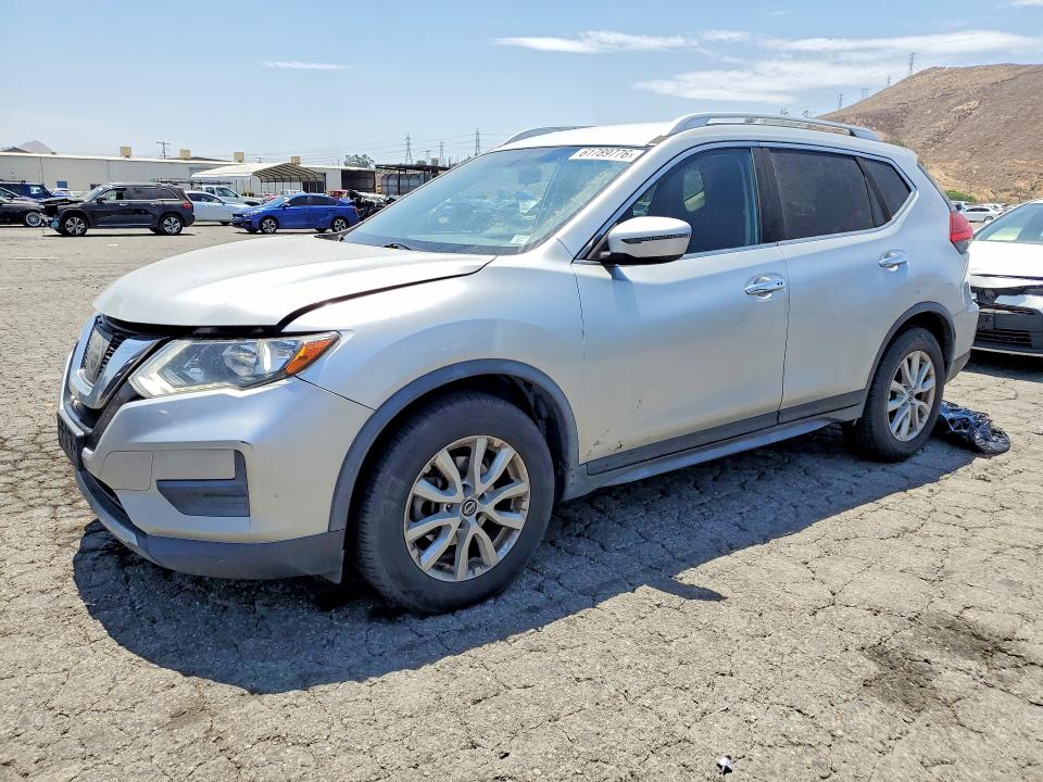 Продаж на аукціоні авто 2017 Nissan Rogue, vin: JN8AT2MT8HW396011, номер лоту: 61789776