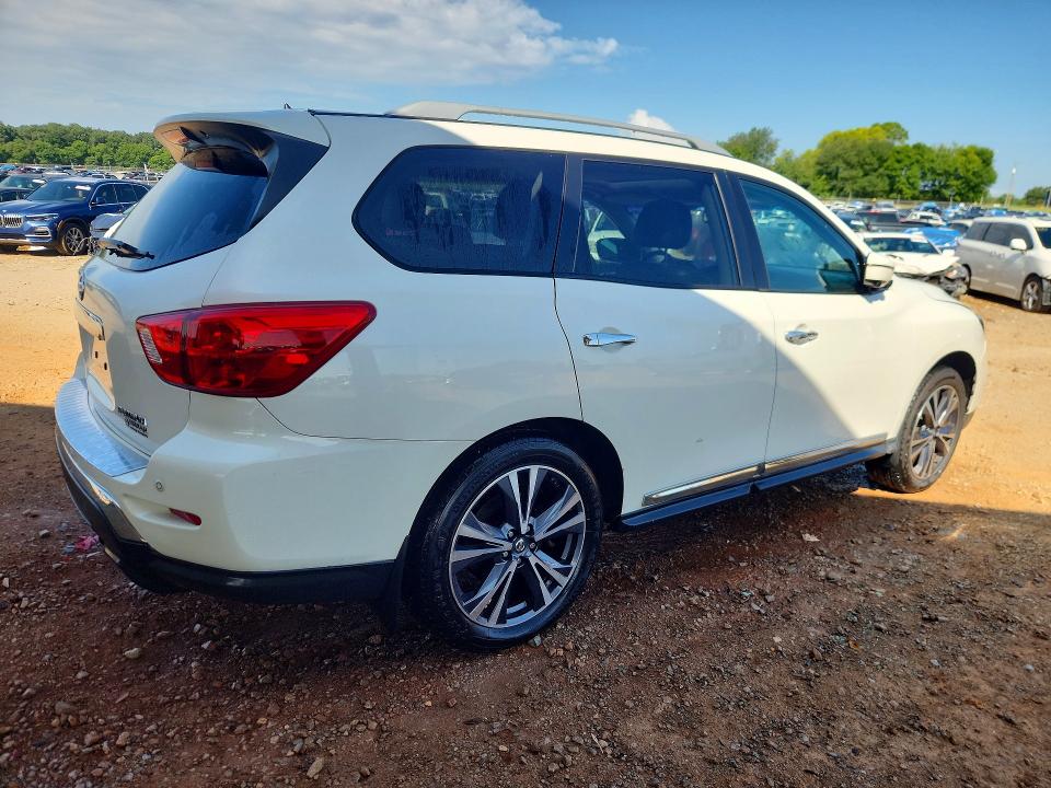 Продаж на аукціоні авто 2017 Nissan Pathfinder, vin: 5N1DR2MN3HC612904, номер лоту: 61803746