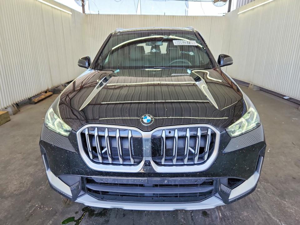 60828736 :رقم المزاد ، WBX73EF06T5602793 vin ، 2026 Bmw X1 مزاد بيع
