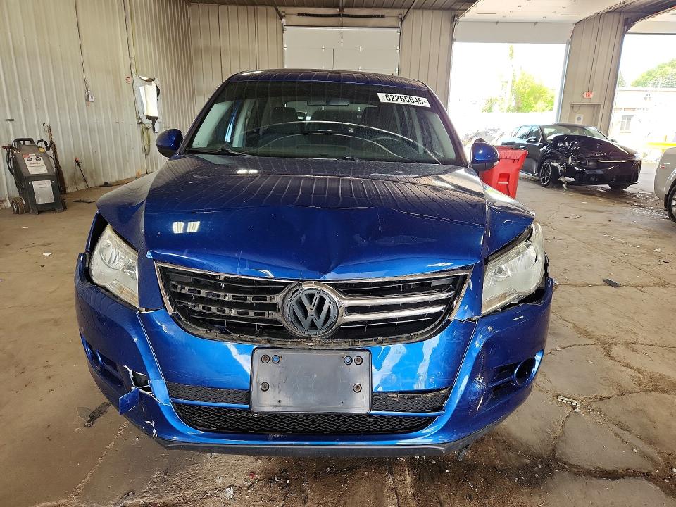 Продажа на аукционе авто 2010 Volkswagen Tiguan, vin: WVGAV7AX0AW002741, номер лота: 62266646