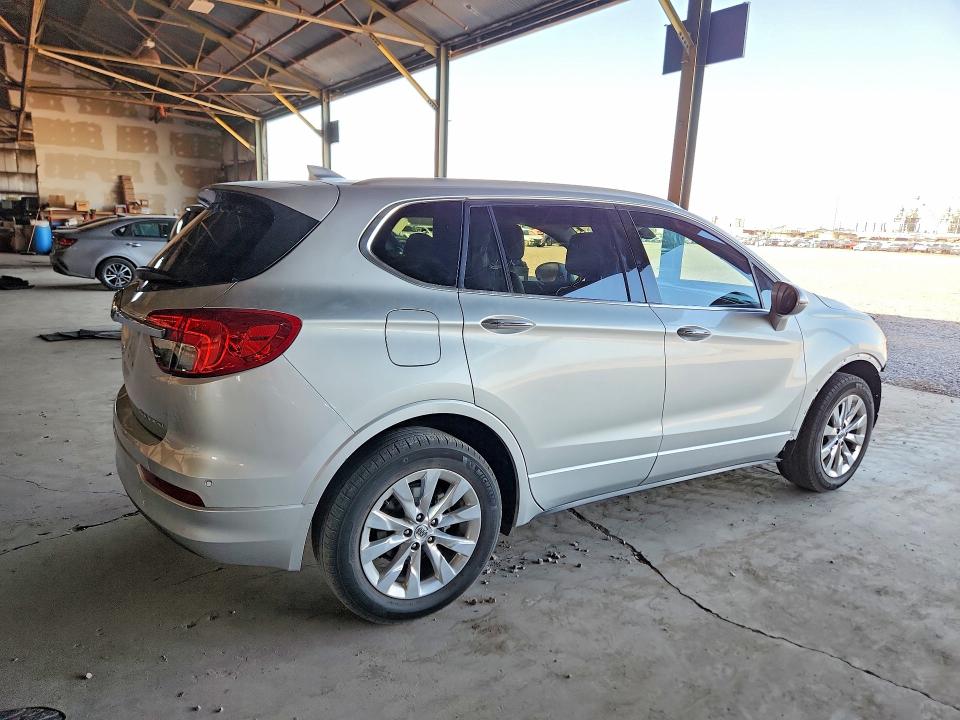 60613316 :رقم المزاد ، LRBFX1SAXJD055677 vin ، 2018 Buick Envision مزاد بيع