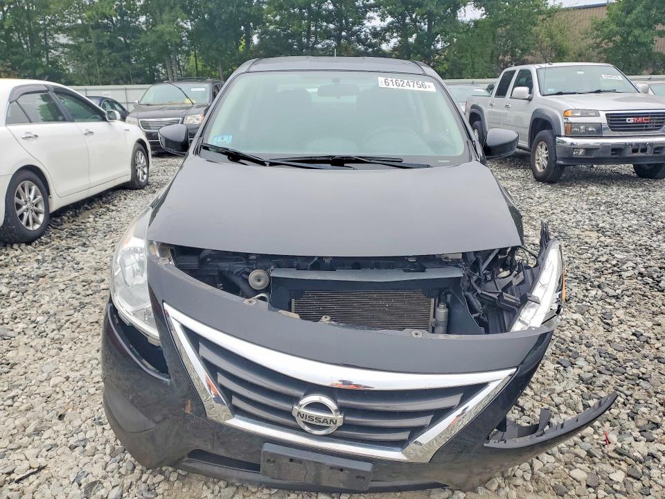 61624756 :رقم المزاد ، 3N1CN7AP2HL810797 vin ، 2017 Nissan Versa مزاد بيع