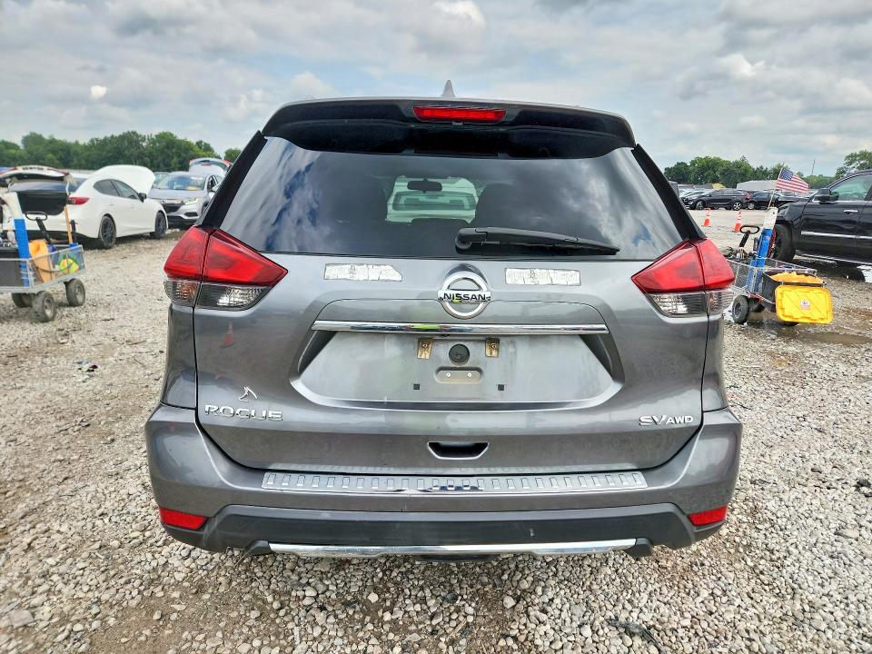 2018 Nissan Rogue მანქანა იყიდება აუქციონზე, vin: 5N1AT2MV8JC825812, აუქციონის ნომერი: 63117516