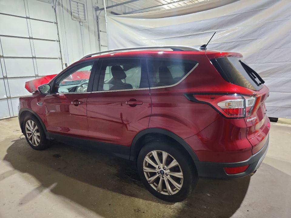 Продажа на аукционе авто 2018 Ford Escape, vin: 1FMCU9J98JUA45938, номер лота: 60139366