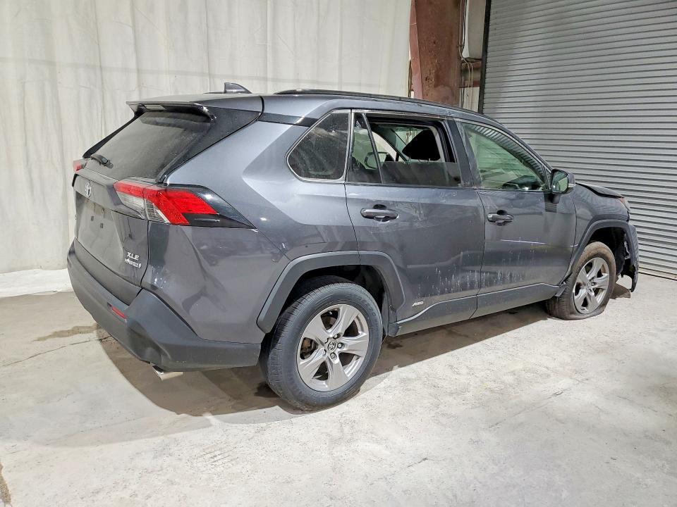 61816036 :رقم المزاد ، JTMRWRFV0ND137825 vin ، 2022 Toyota Rav4 مزاد بيع
